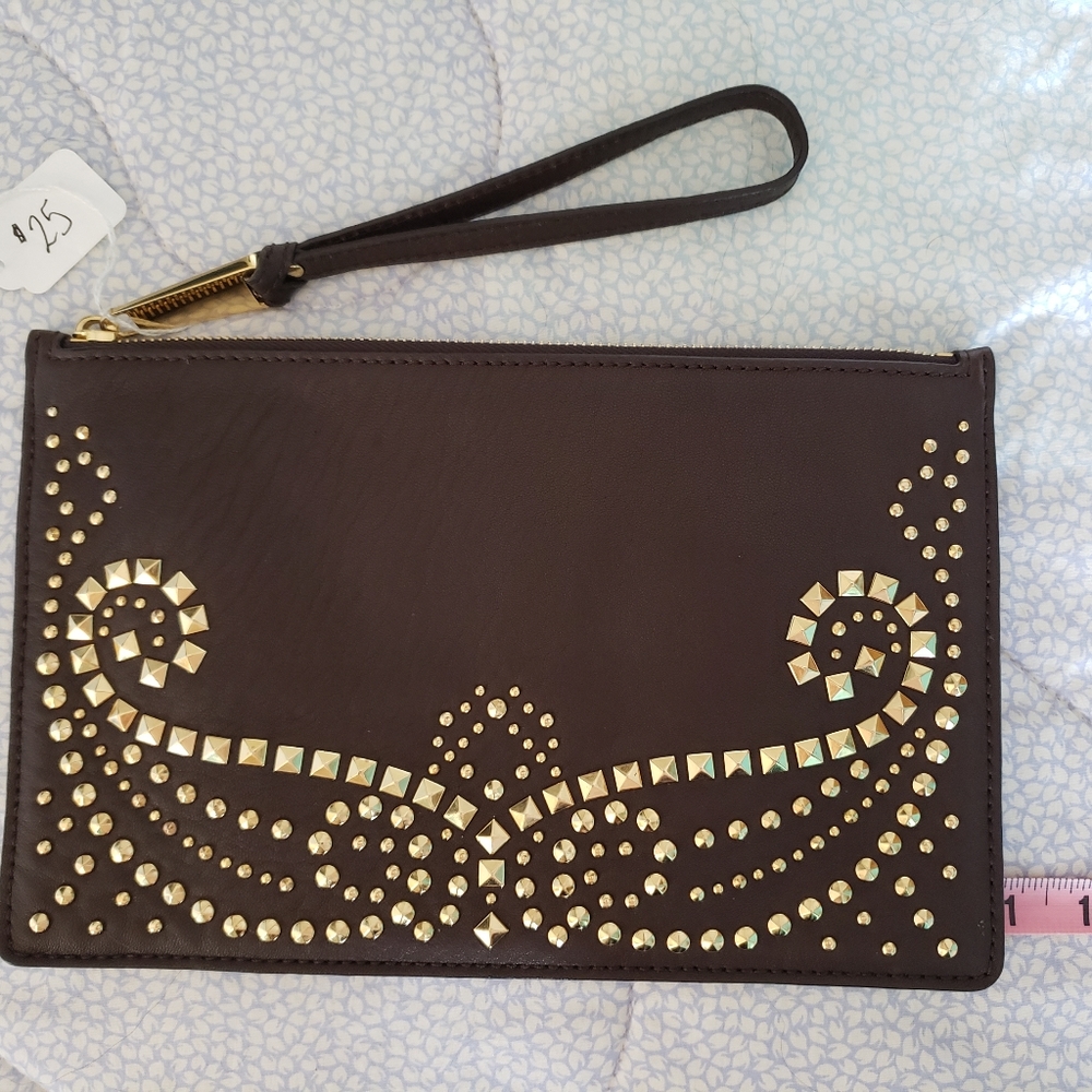 MK Jett setter  clutch style